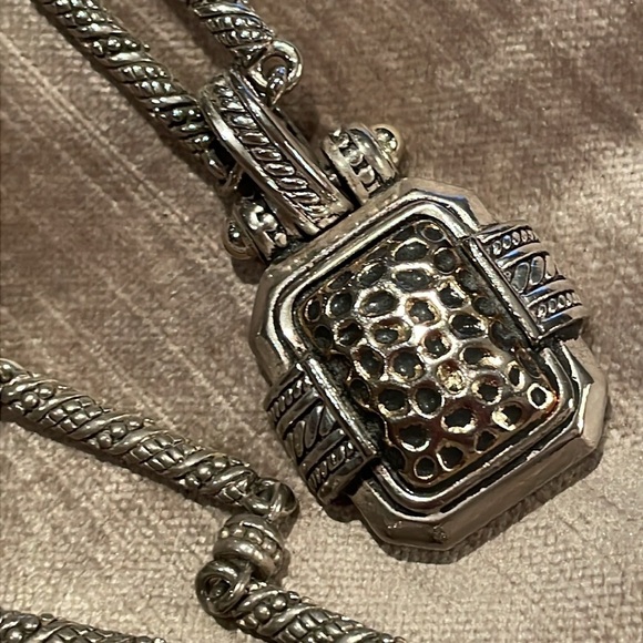 Square Hammered Barrel Necklace - Picture 6 of 9